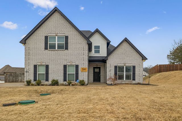 1302 Cascadeway Dr, Murfreesboro, TN 37129