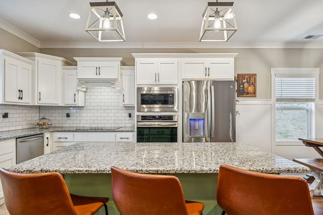 1302 Cascadeway Dr, Murfreesboro, TN 37129