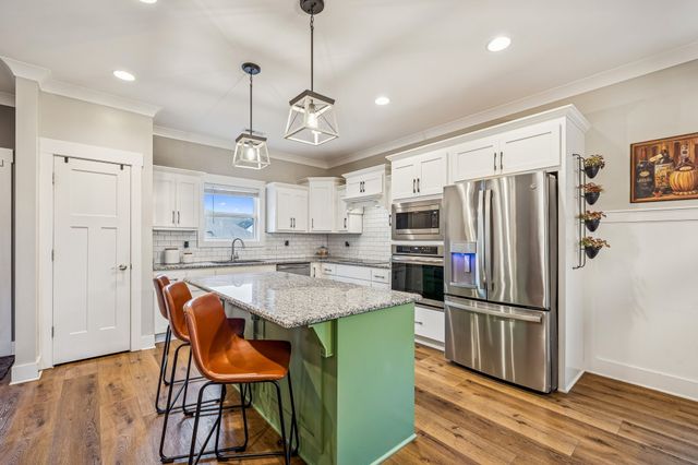 1302 Cascadeway Dr, Murfreesboro, TN 37129