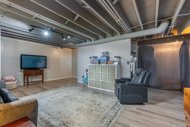 132 Village Court 132 Village Court, Monroe, OH 45050