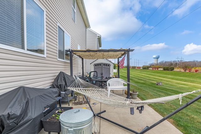 132 Village Court 132 Village Court, Monroe, OH 45050