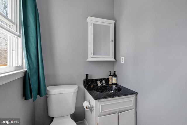 205 MONUMENT RD, Locust Grove, VA 22508
