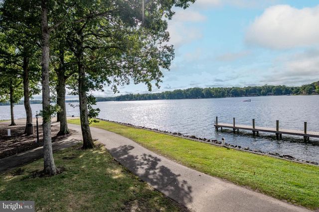 205 MONUMENT RD, Locust Grove, VA 22508