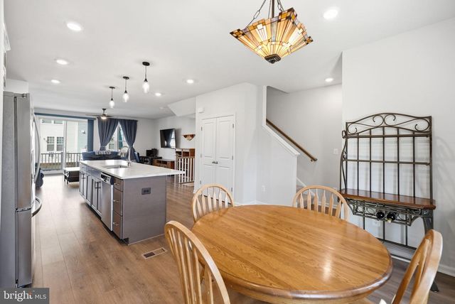 9365 BARNES LOOP, Manassas, VA 20110