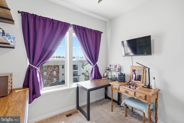 9365 BARNES LOOP, Manassas, VA 20110