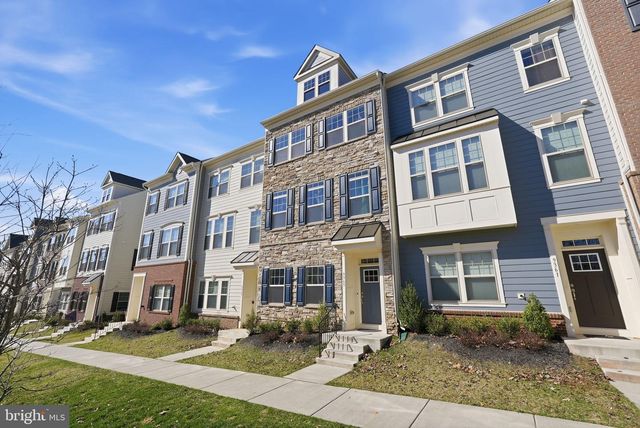 9365 BARNES LOOP, Manassas, VA 20110