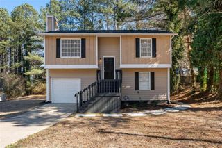 5300 Forest Downs Lane, South Fulton, GA 30349