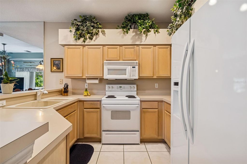 Image 11 of property listing at 1823 HIGHLAND ROAD, Osprey, FL 34229