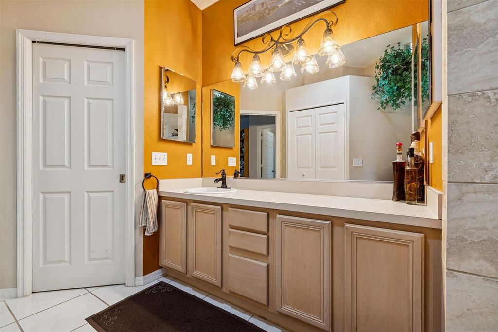 Image 32 of property listing at 1823 HIGHLAND ROAD, Osprey, FL 34229