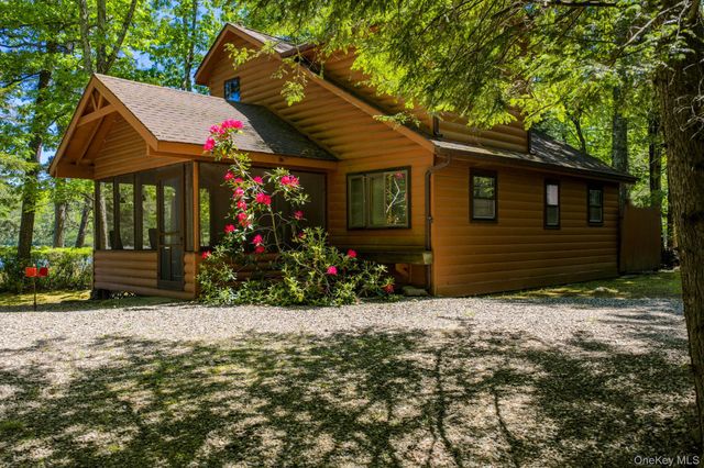 67 East Road, Wurtsboro, NY 12790