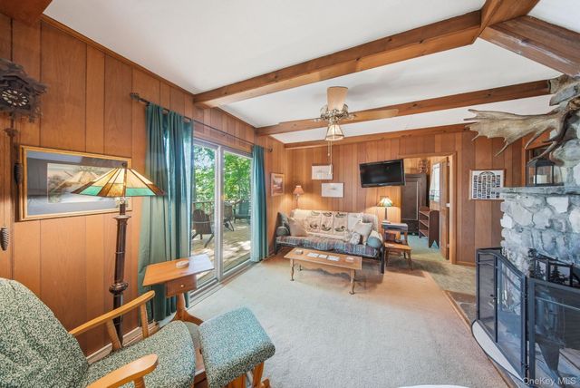 67 East Road, Wurtsboro, NY 12790