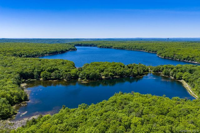 67 East Road, Wurtsboro, NY 12790