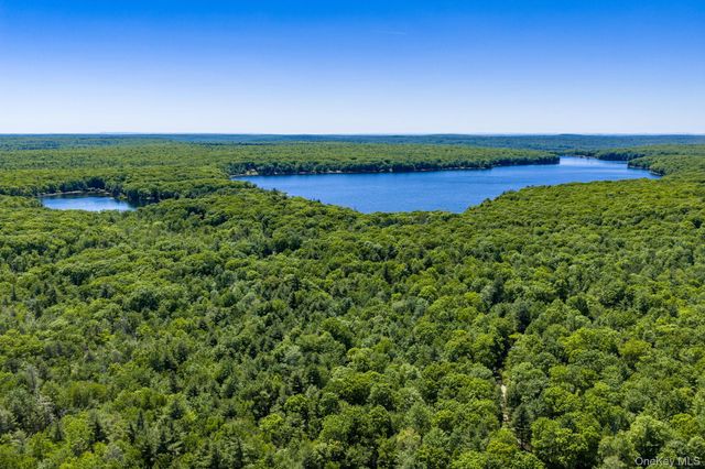 67 East Road, Wurtsboro, NY 12790