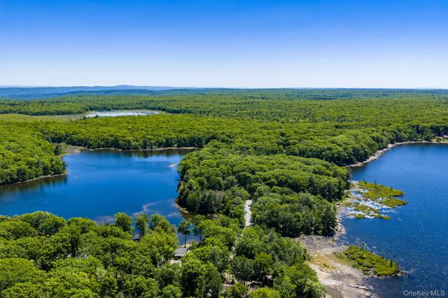 67 East Road, Wurtsboro, NY 12790