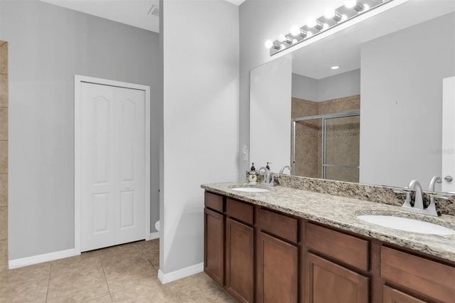 11150 PARADISE POINT WAY, New Port Richey, FL 34654