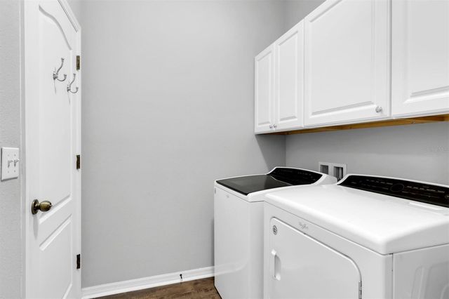 11150 PARADISE POINT WAY, New Port Richey, FL 34654