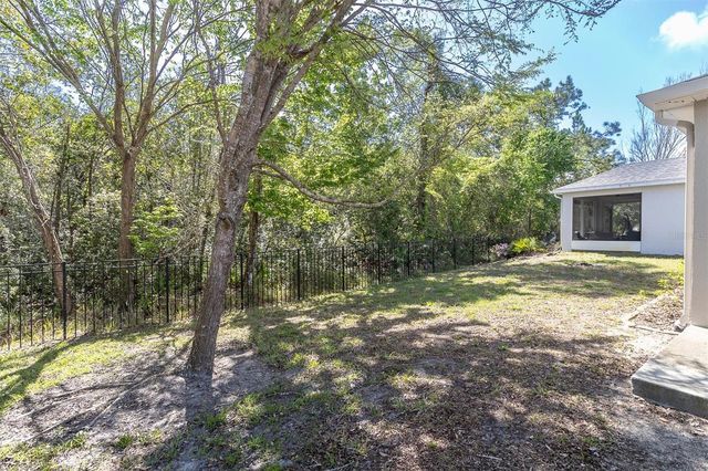 11150 PARADISE POINT WAY, New Port Richey, FL 34654