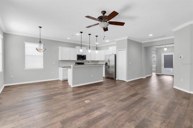 11150 PARADISE POINT WAY, New Port Richey, FL 34654