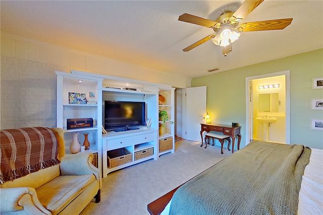 40 Palmetto Path Lane, Waycross, GA 31503