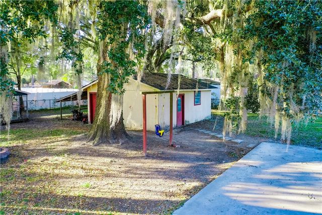 40 Palmetto Path Lane, Waycross, GA 31503