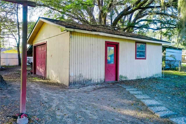 40 Palmetto Path Lane, Waycross, GA 31503