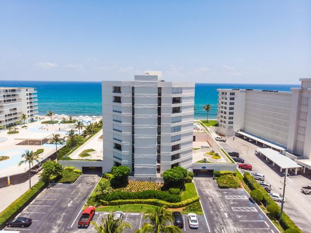 3560 S Ocean Boulevard 301, South Palm Beach, FL 33480