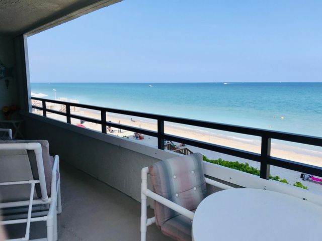 3560 S Ocean Boulevard 301, South Palm Beach, FL 33480
