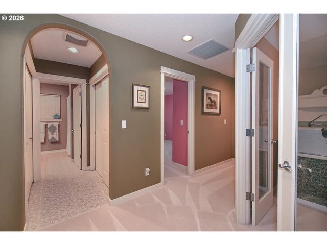 7798 Sw ALDER St, Portland, OR 97224