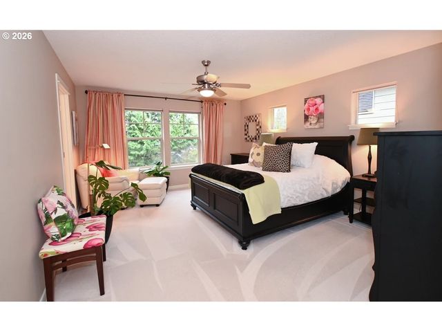 7798 Sw ALDER St, Portland, OR 97224