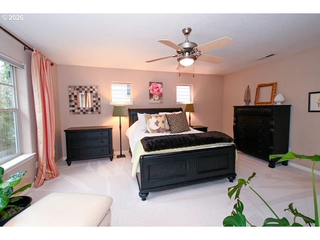 7798 Sw ALDER St, Portland, OR 97224