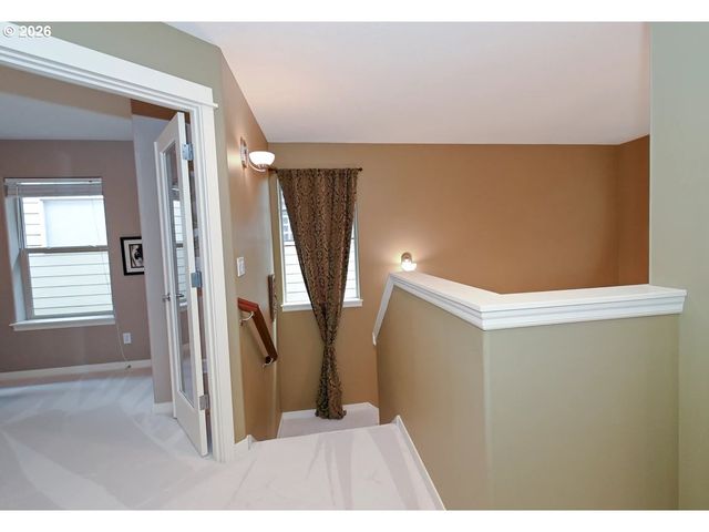 7798 Sw ALDER St, Portland, OR 97224