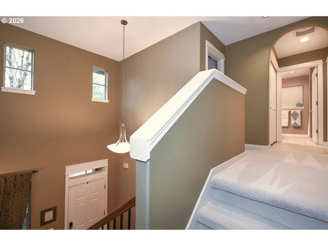 7798 Sw ALDER St, Portland, OR 97224