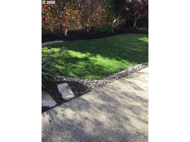 7798 Sw ALDER St, Portland, OR 97224