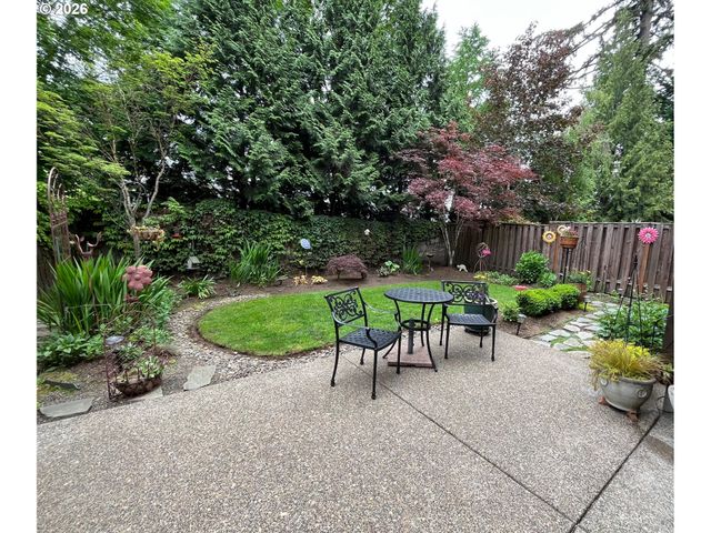 7798 Sw ALDER St, Portland, OR 97224