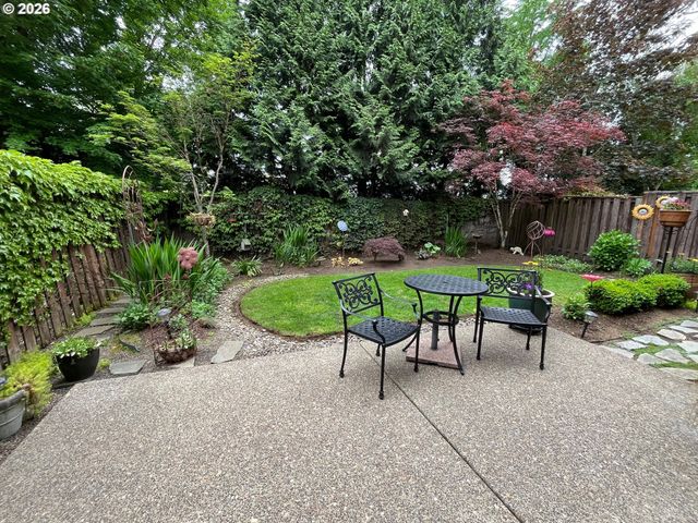 7798 Sw ALDER St, Portland, OR 97224