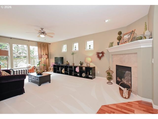 7798 Sw ALDER St, Portland, OR 97224