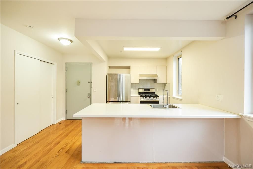 2517 Voorhies Avenue 1C, Brooklyn, NY 11235 — photo 5