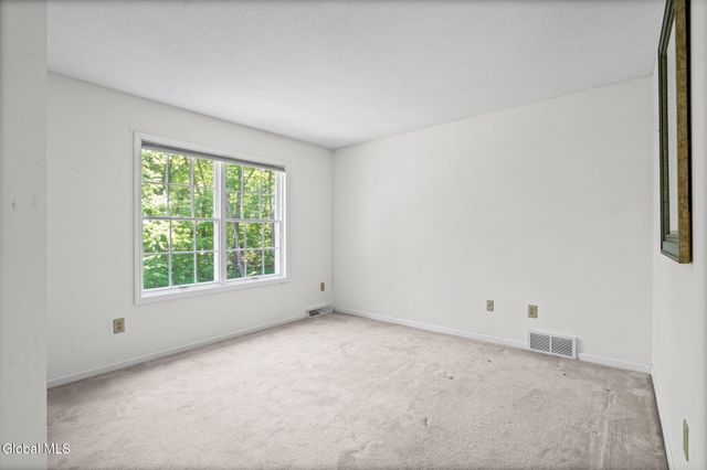 19 Coventry Drive, Clifton Park, NY 12065