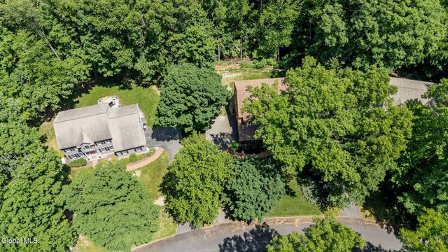 19 Coventry Drive, Clifton Park, NY 12065