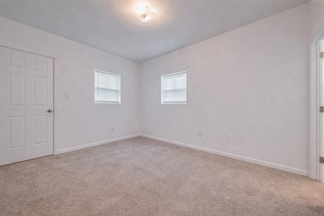 805 E Mulberry Avenue, Wharton, TX 77488