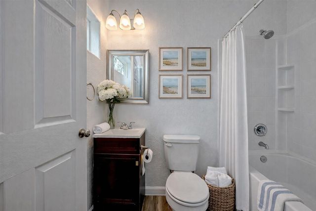 805 E Mulberry Avenue, Wharton, TX 77488