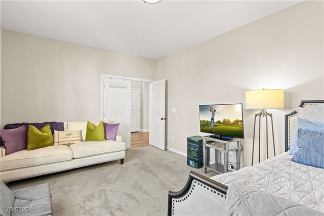 10331 Western Pine Avenue, Las Vegas, NV 89166