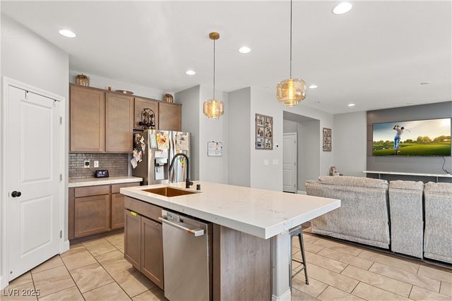 10331 Western Pine Avenue, Las Vegas, NV 89166