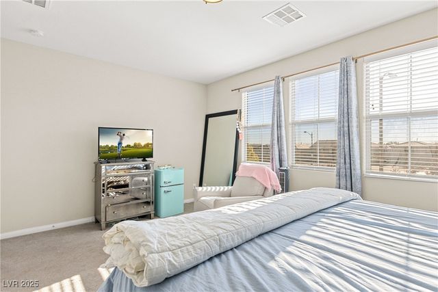 10331 Western Pine Avenue, Las Vegas, NV 89166