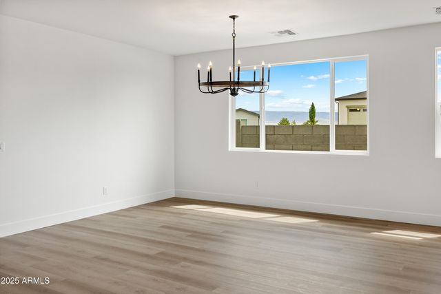 7639 E Louie Lane, Prescott Valley, AZ 86315