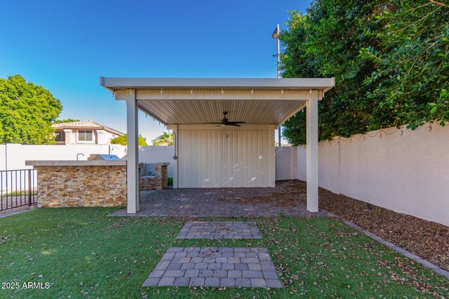 595 W STANFORD Avenue, Gilbert, AZ 85233