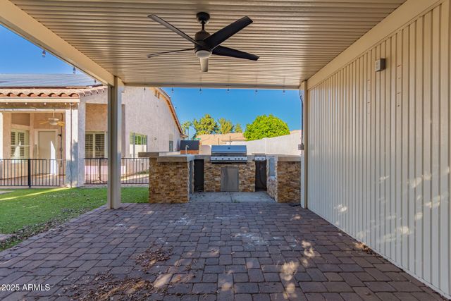 595 W STANFORD Avenue, Gilbert, AZ 85233