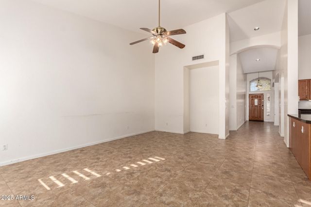 595 W STANFORD Avenue, Gilbert, AZ 85233