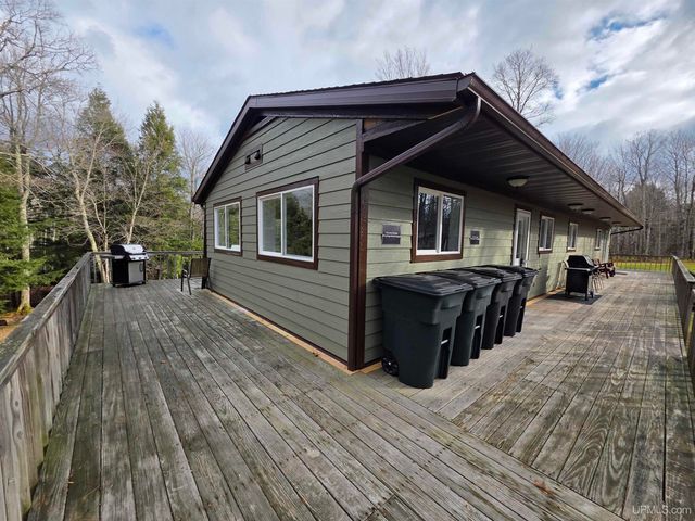 8285 Peter White Road, Deerton, MI 49822