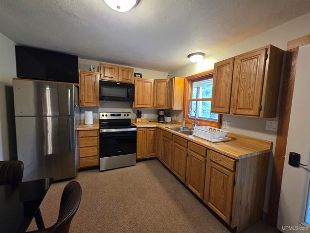 8285 Peter White Road, Deerton, MI 49822